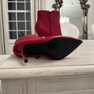 Brand new Zara boots